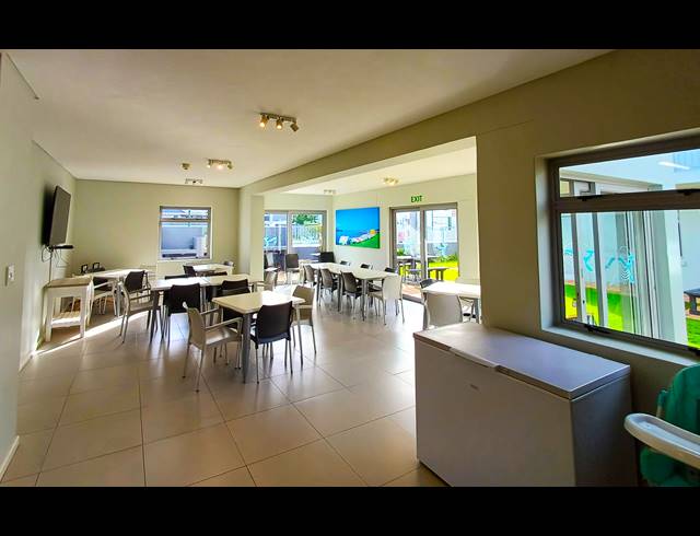 M² LODGE FOR SALE IN KLEINMOND CENTRAL